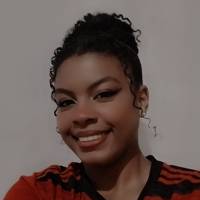 Profissional - Amanda M.
