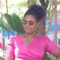 Profissional - Ana R.