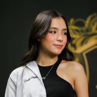 Profissional - Cecillia O.