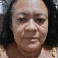 Profissional - Adriana L.