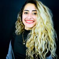 Profissional - Karolayne F.
