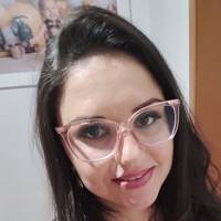 Profissional - Adriane M.