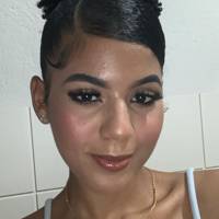Profissional - Emanuelly A.