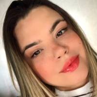 Profissional - Larissa S.