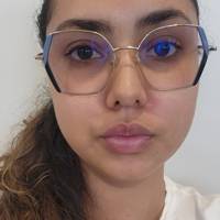 Profissional - Larissa L.