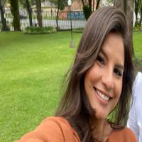 Profissional - Aylla A.