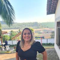 Profissional - Lindaura S.