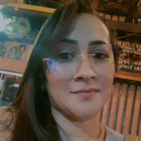 Profissional - Lusinéia C.