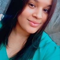 Profissional - Karolayne A.