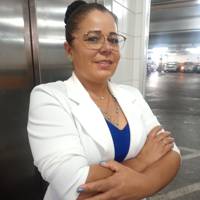 Profissional - Ana F.