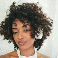 Profissional - Letícia R.
