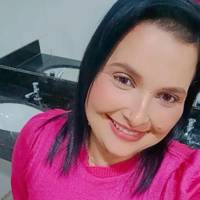 Profissional - Dayanne L.