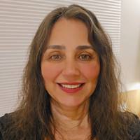 Profissional - Ana F.