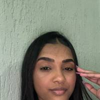Profissional - Hency M.