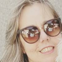 Profissional - Marilena R.
