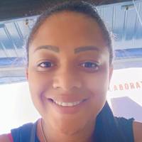 Profissional - Vitalina R.