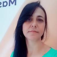 Profissional - Andrea L.