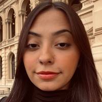 Profissional - Mayara C.