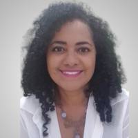 Profissional - Adriana R.