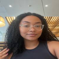 Profissional - Ana A.