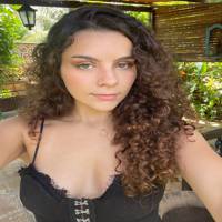 Profissional - Clara S.