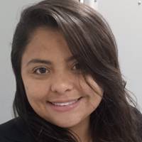 Profissional - Carolina F.