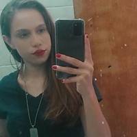 Profissional - Adrielly T.