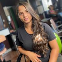 Profissional - Larissa S.