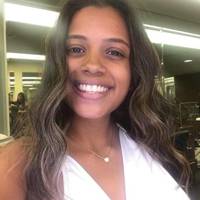 Profissional - Victoria V.