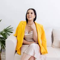 Profissional - Adrielle S.