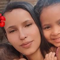 Profissional - Adriely O.