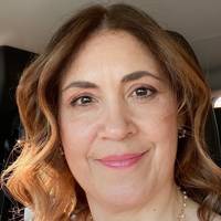 Profissional - Ana M.