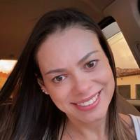 Profissional - Mayra S.