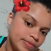 Profissional - Adriely S.