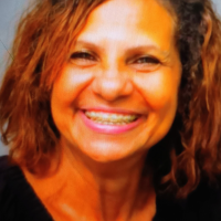 Profissional - Ana A.