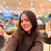 Profissional - Luiza C.