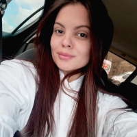 Profissional - Adriely G.