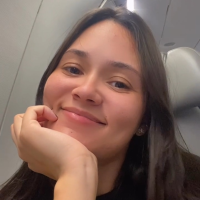 Profissional - Thays S.