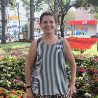 Profissional - Ester R.