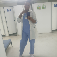 Profissional - Claudiane J.