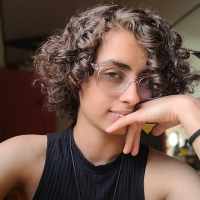 Profissional - Ana F.