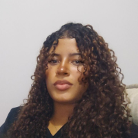 Profissional - Caroline R.