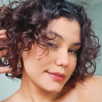 Profissional - Letícia S.