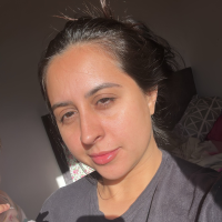 Profissional - Priscila C.