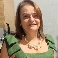 Profissional - Monica F.