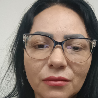 Profissional - Cleia M.