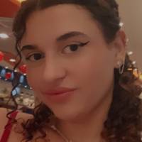 Profissional - Livia R.