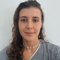 Profissional - Viviane R.