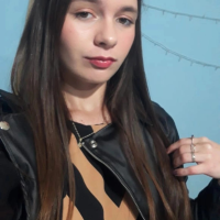 Profissional - Lara V.