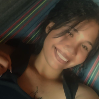 Profissional - Thainara Q.